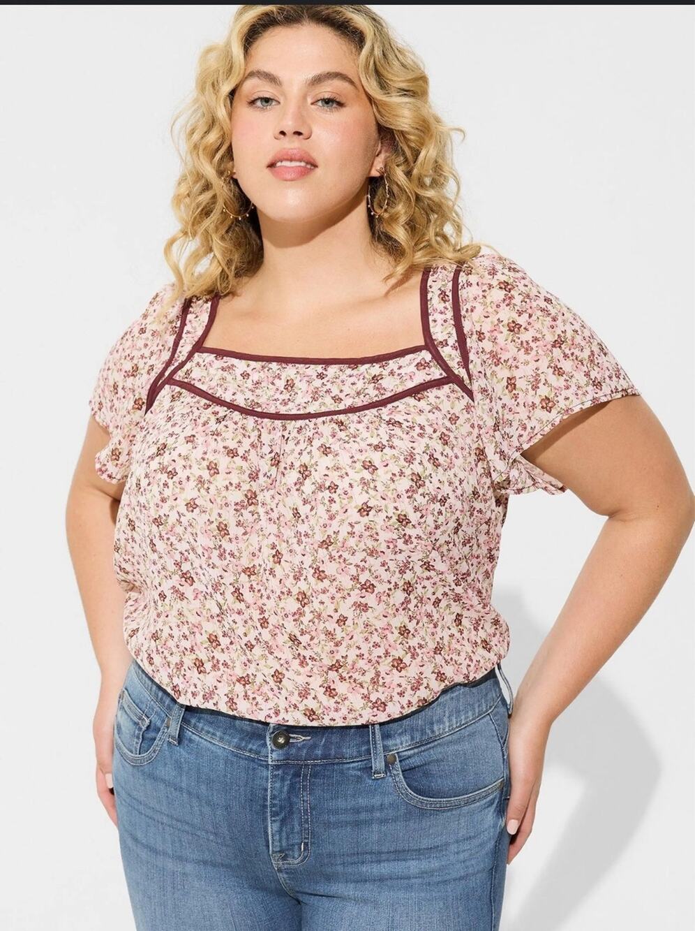 Torrid Floral Crinkle Chiffon Flutter Sleeve Top Pink Burgundy Trim Plus Size 1